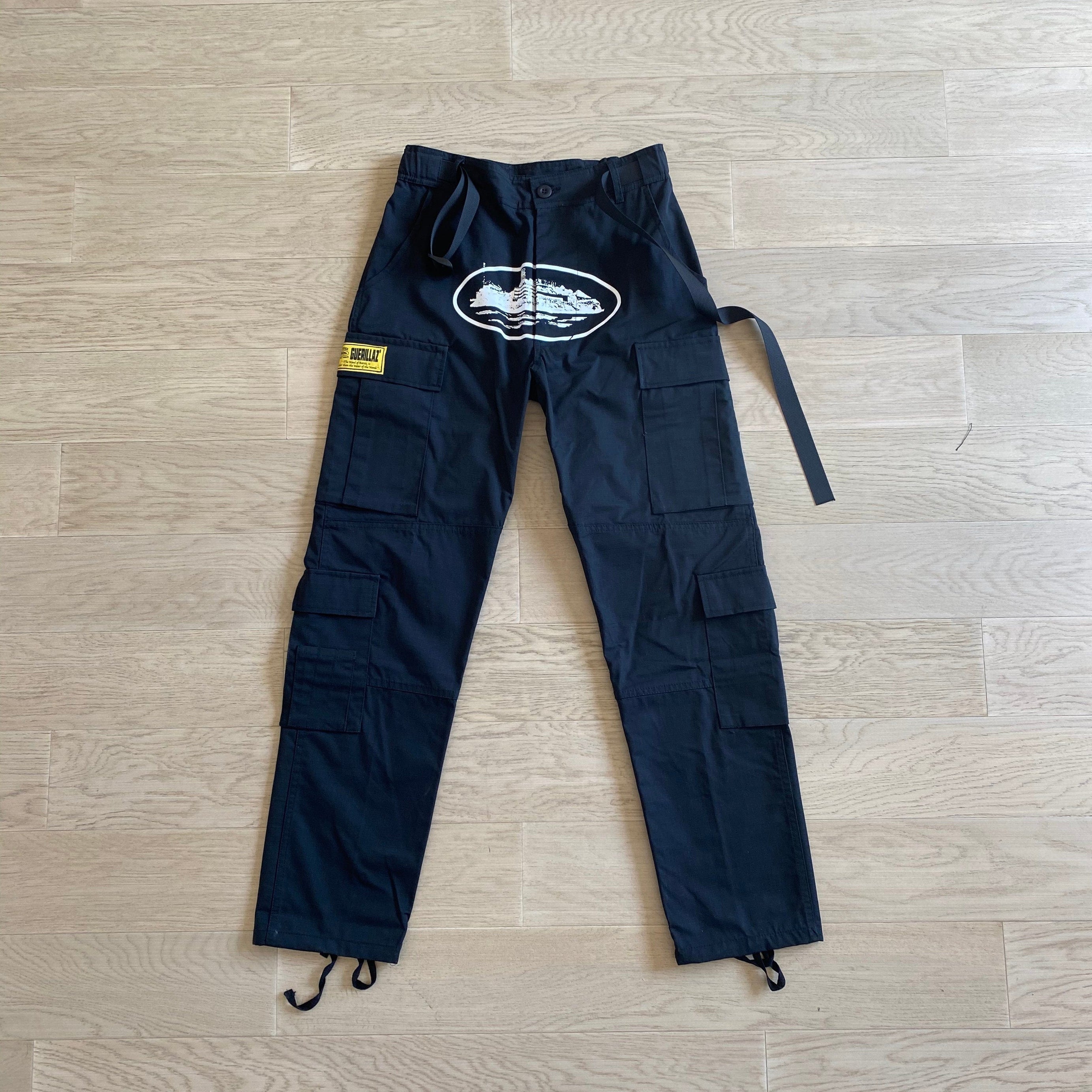 ChampKickz C*rteiz CARGO PANTS - WHITE/YELLOW LOGO