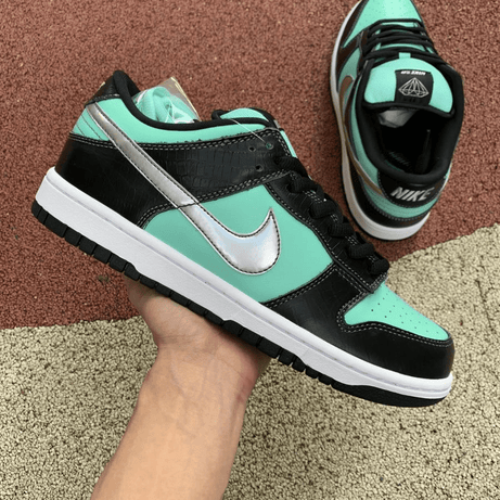 ChampKickz Shoes Diamond Supply Co. x NK SB DUNK LOW - Aqua Blue