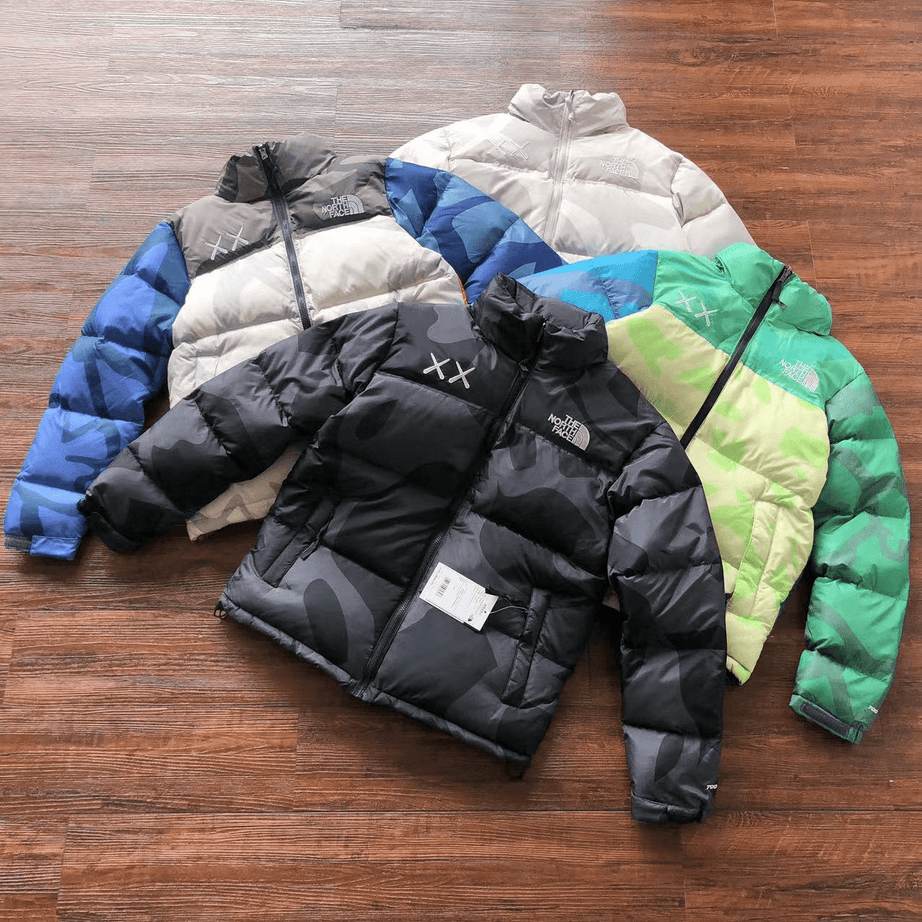 ChampKickz THE N*RTH FACE x KAWS - Down Jacket